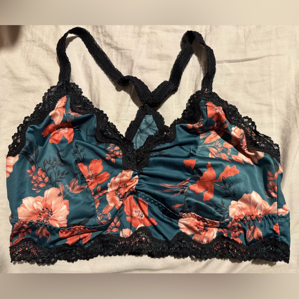 Torrid Curve Lace Bralette size 0